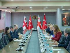 Azərbaycan-Türkiyə-Gürcüstan üçtərəfli hərbi əməkdaşlığı müzakirə edilib